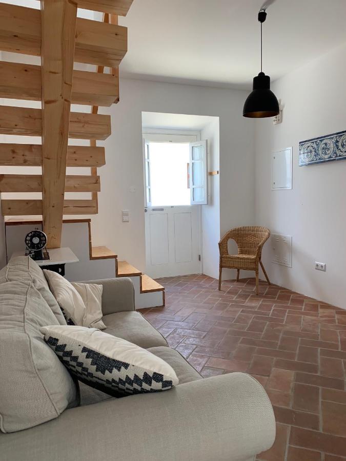 Stylish Townhouse With Gallery In The Heart Of Tavira For Two Bagian luar foto