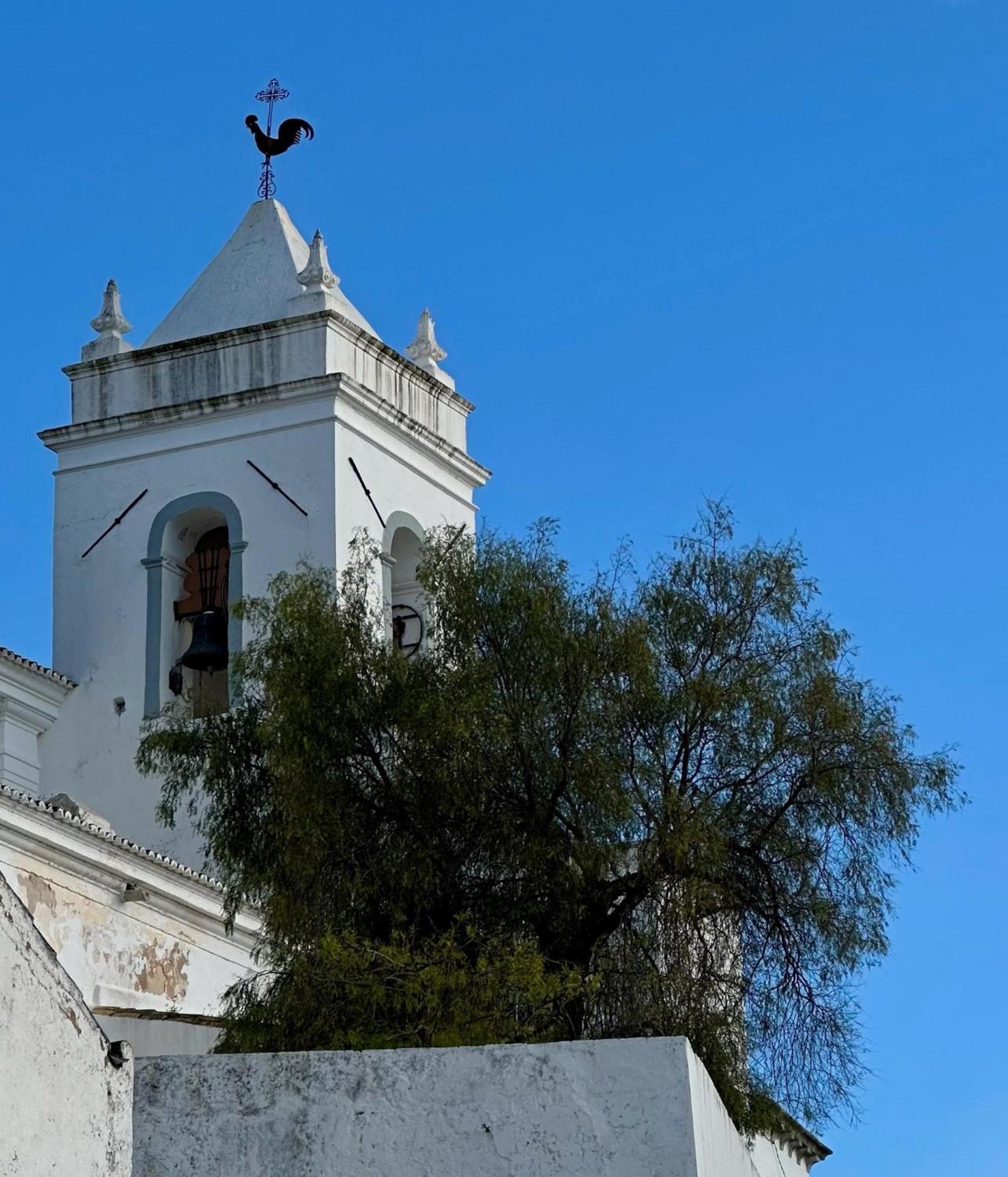 Stylish Townhouse With Gallery In The Heart Of Tavira For Two Bagian luar foto