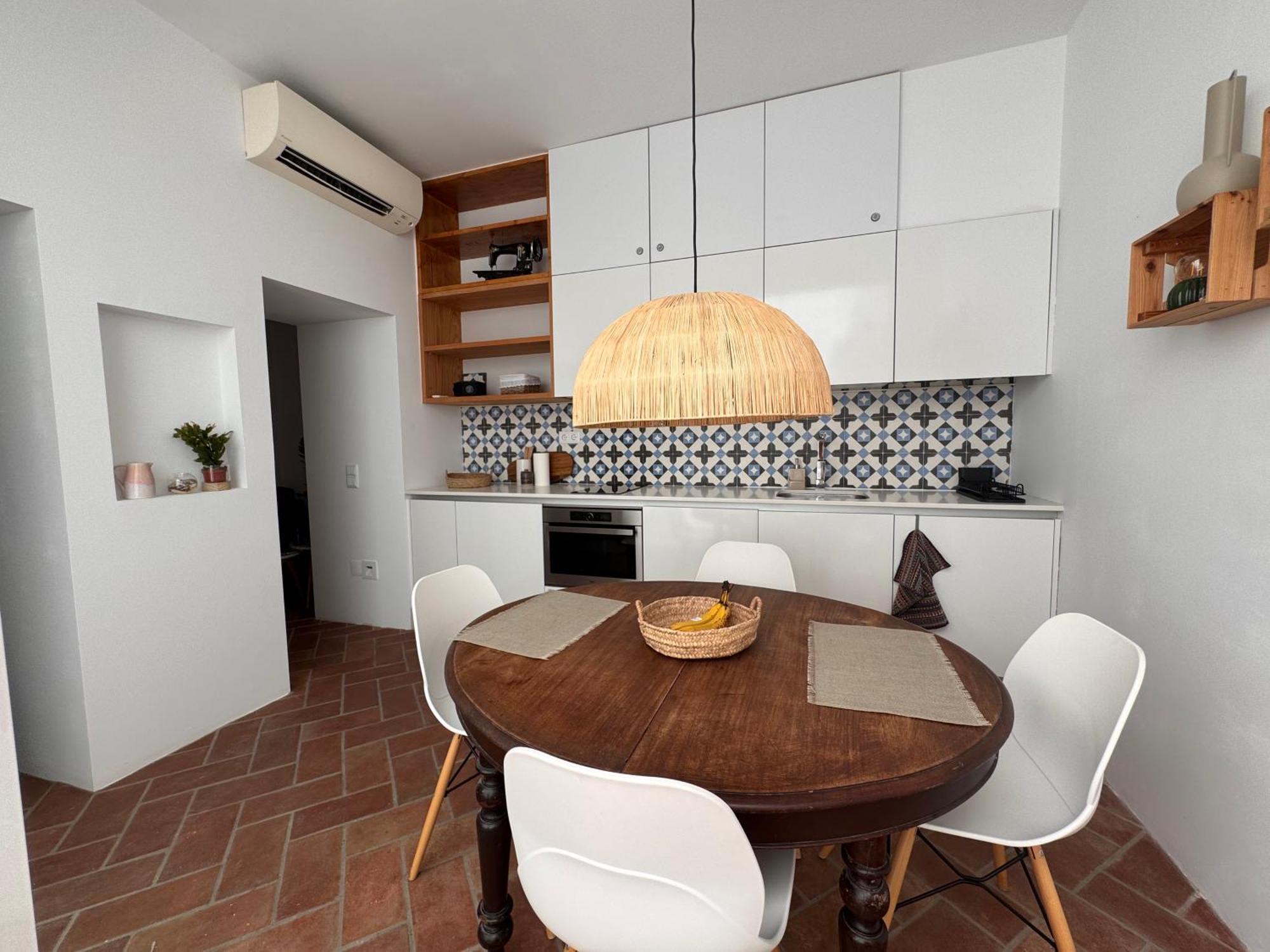 Stylish Townhouse With Gallery In The Heart Of Tavira For Two Bagian luar foto